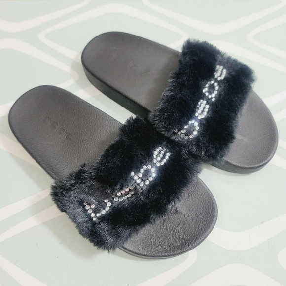 Bebe Furiosa Fluffy Faux Fur Slide Sandal Black 6M - Picture 1 of 3